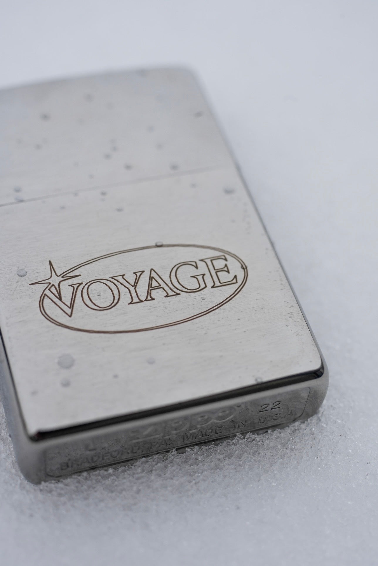Voyage Zippo